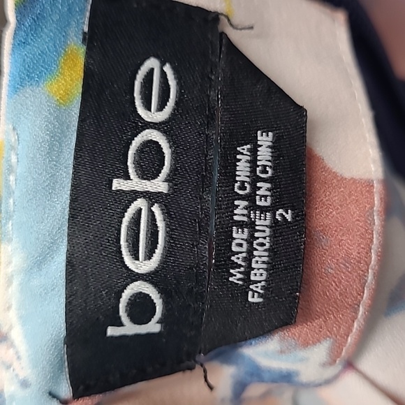 Bebe Size 2 Printblock Asymmetrical Overlap Short - Picture 6 of 8